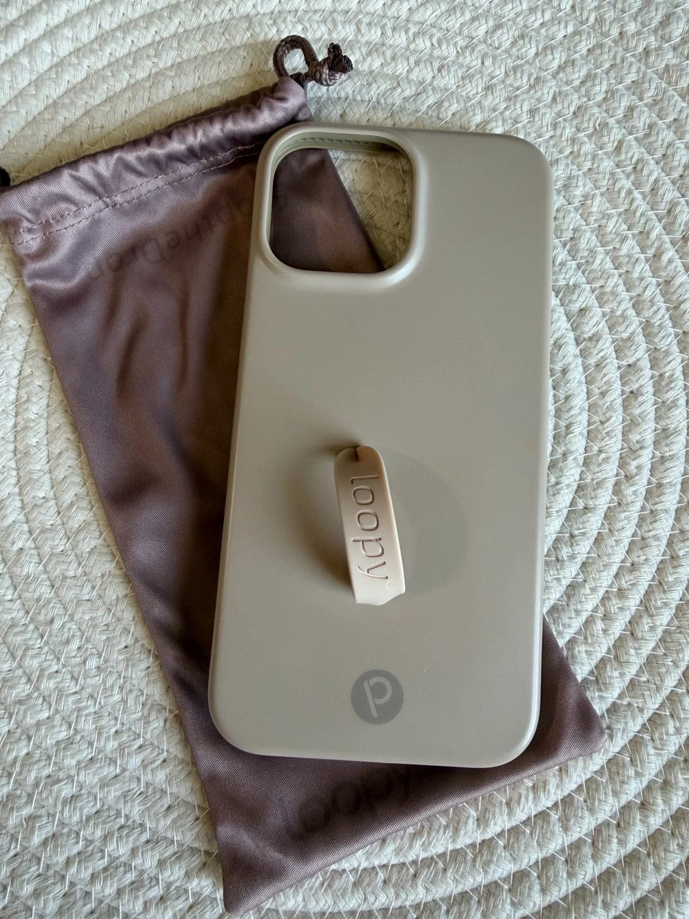 Loopy Case sand color